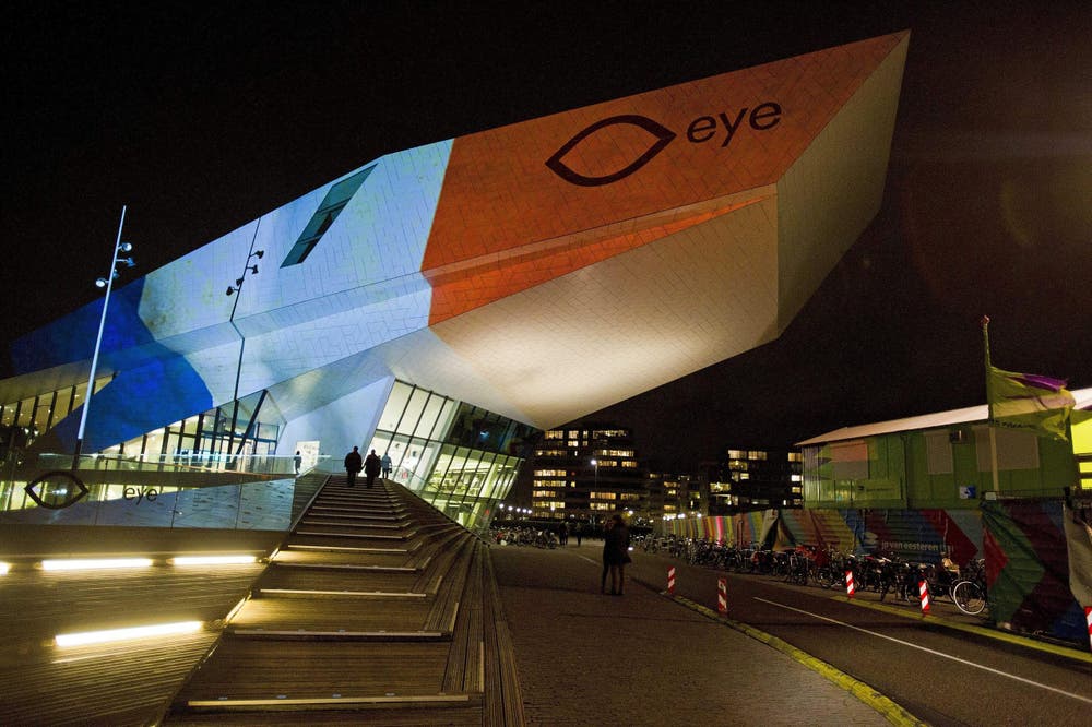 Das Eye Film Museum in Amsterdam. (Bild: EPA/EVERT ELZINGA)