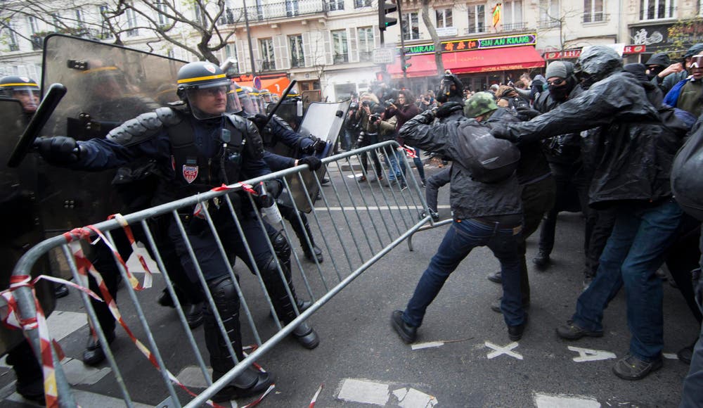 Zugegeben, es gab auch unkreative Proteste, gegen die auch … (Bild: EPA / Ian Langsdon)