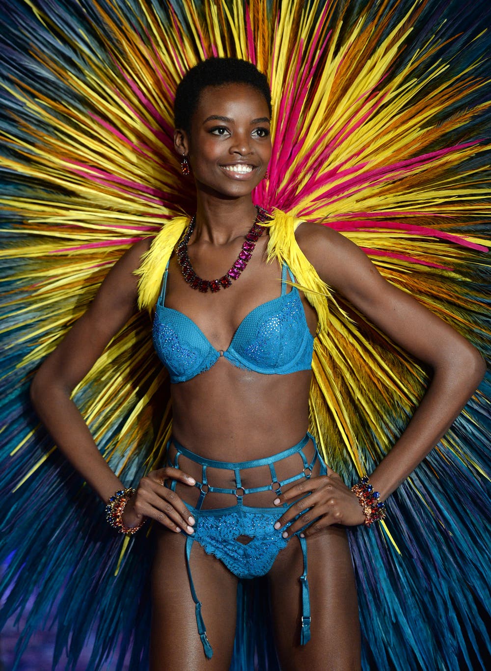 Bunt wie der Karneval in Brasilien: Maria Borges. (Bild: Keystone)