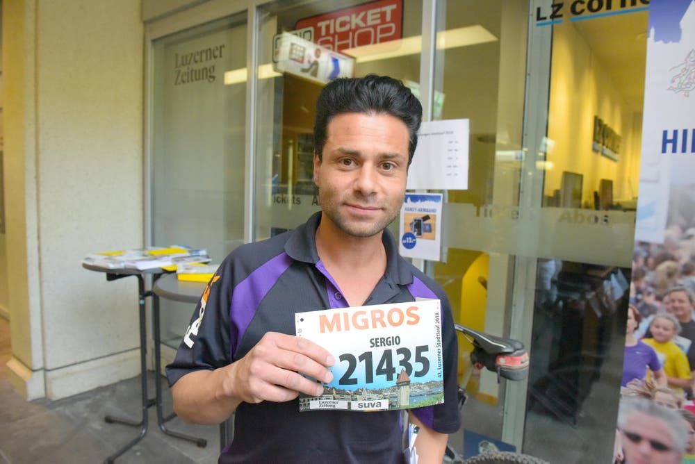 Sergio Trotta, Neuenkirch, Startnummer 21 435, zum 41. Stadtlauf: «Das ist mein Jahreslauf, das Highlight. Für mich steht auch das Gesellige im Mittelpunkt.» (Bild: LZ)