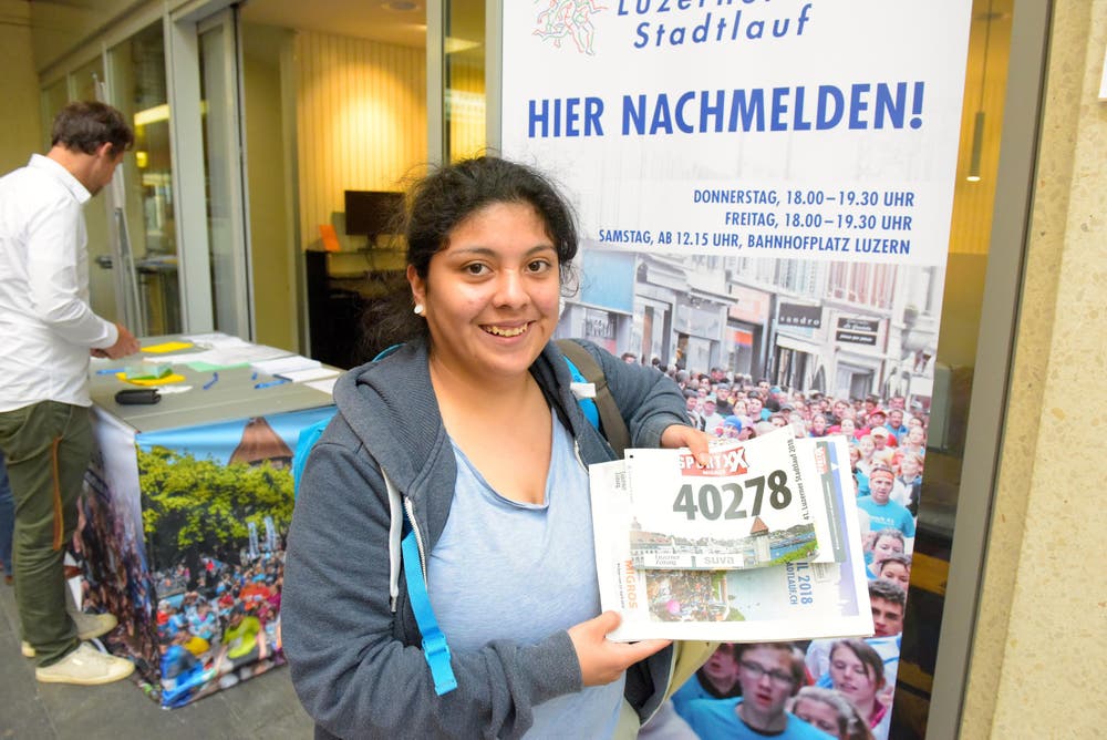 Gabriela Blankenagel, Meggen, Startnummer 40 278, zum 41. Stadtlauf: «Wir gehen mit der Firma an den Start. Der Spassfaktor darf natürlich nicht zu kurz kommen. Der Stadtlauf ist eine gute Sache.» (Bild: LZ)