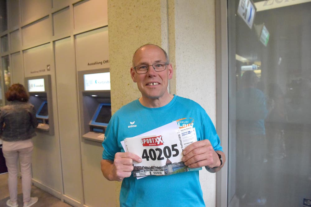 Josef Stadelmann, Eriswil BE, Startnummer 40 205, zum 41. Stadtlauf: «Ich komme immer wieder gerne an den Stadtlauf. Ich stand schon mindestens 20 Mal an der Startlinie. Luzern ist wunderschön.» (Bild: LZ)