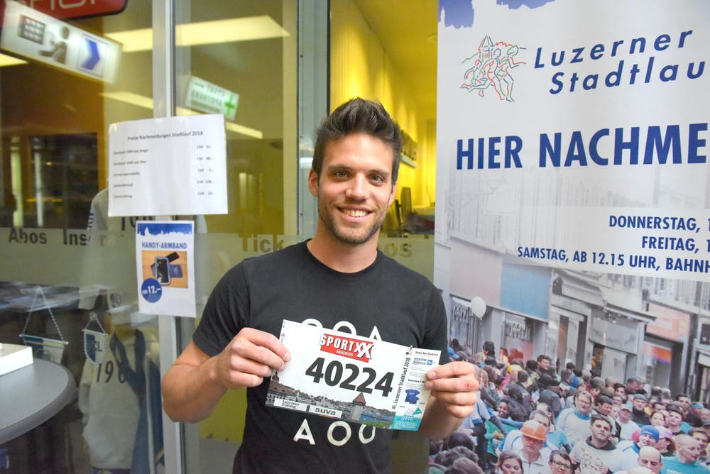 Yves Eberle, Stansstad, Startnummer 40 224, zum 41. Stadtlauf: «Im letzten Jahr war bereits ein tolles Erlebnis mit den vielen Zuschauern und der fantastischen Stimmung. Ich wollte das dieses Jahr einfach wieder erleben.» (Bild: LZ)