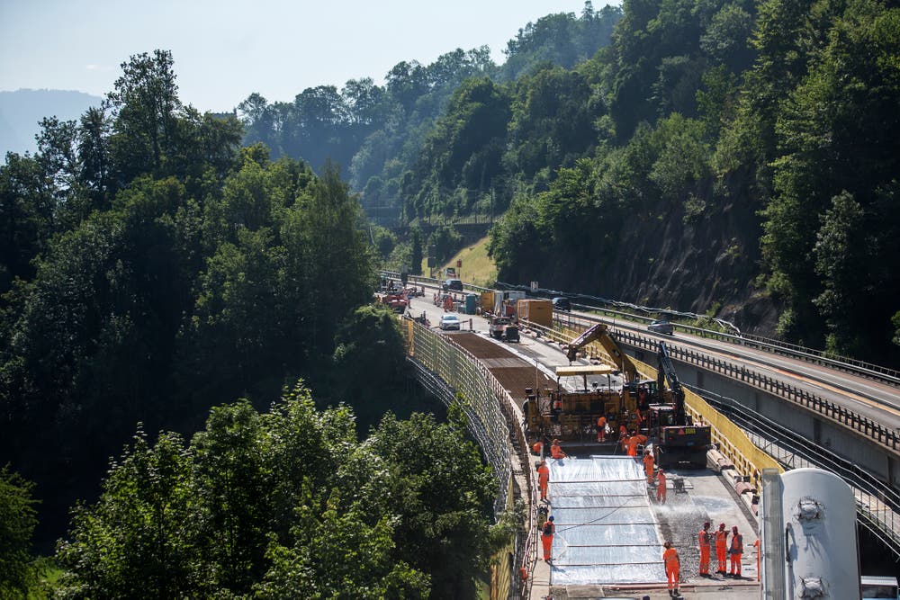 Blick auf die Autobahn A4 bei Goldau. (Bild: Alexandra Wey / Keystone (Goldau, 12. Juli 2018))