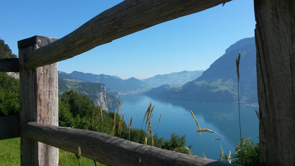Nach dem Aufstieg zur Bärchi im Isenthal wird man mit dieser traumhaften Aussicht belohnt. (Bild: Barbara Infanger, 20. Juni 2018)