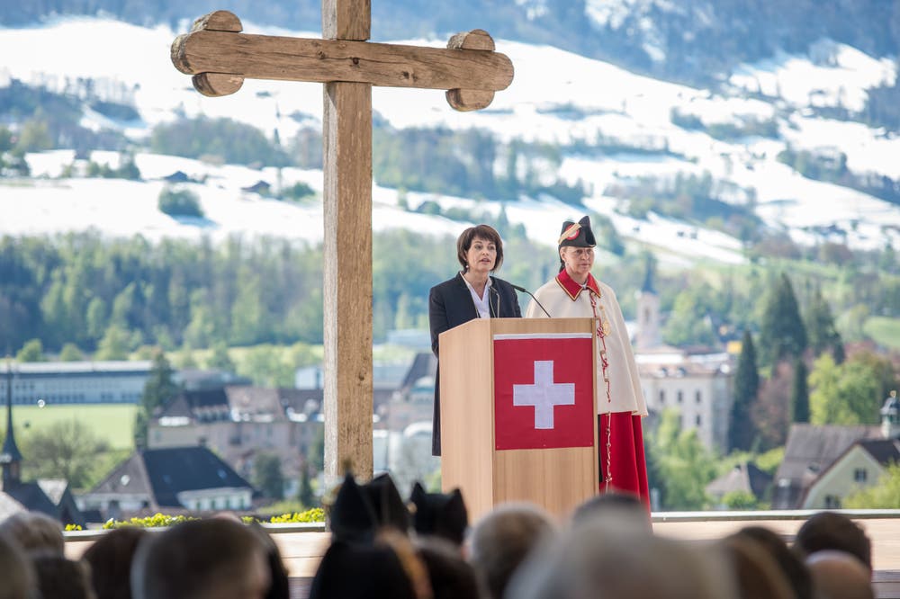 Doris Leuthard spricht an der nationalen Gedenkfeier aus Anlass von «600 Jahre Niklaus von Flüe» auf dem Landenberg. (Bild: Pius Amrein (Sarnen, 30. April 2017))