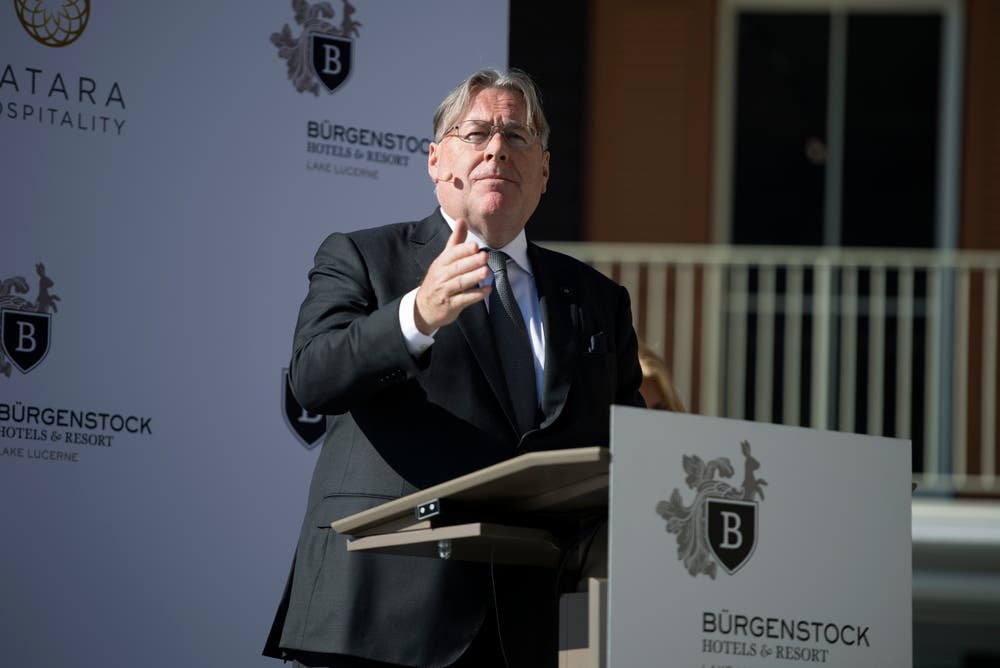 «Ich freue mich, das Bürgenstock Resort heute offiziell zu eröffnen», sagt Bruno H. Schöpfer. (Bild: Corinne Glanzmann (Bürgenstock, 28. September 2018))