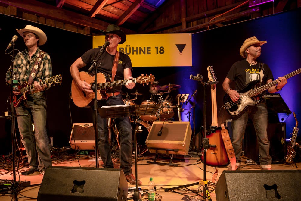 Musikalisch war an der Uri 18 am Samstag einiges los. (Bild: Marc Püntener, Altdorf, 8. September 2018)