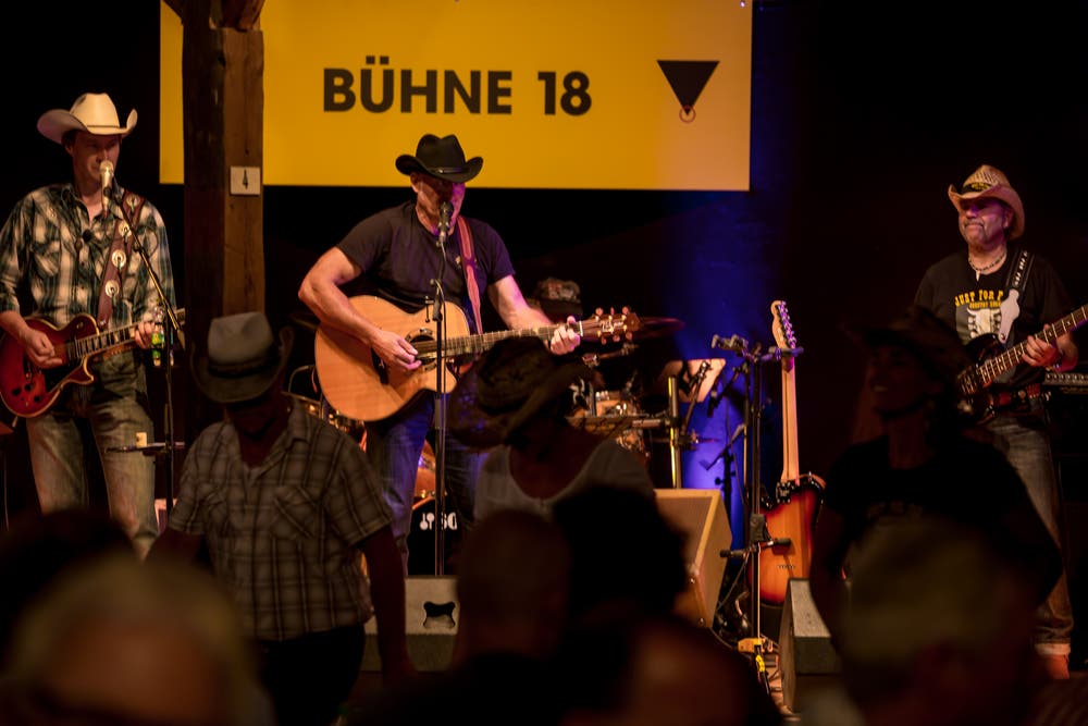 Musikalisch war an der Uri 18 am Samstag einiges los. (Bild: Marc Püntener, Altdorf, 8. September 2018)