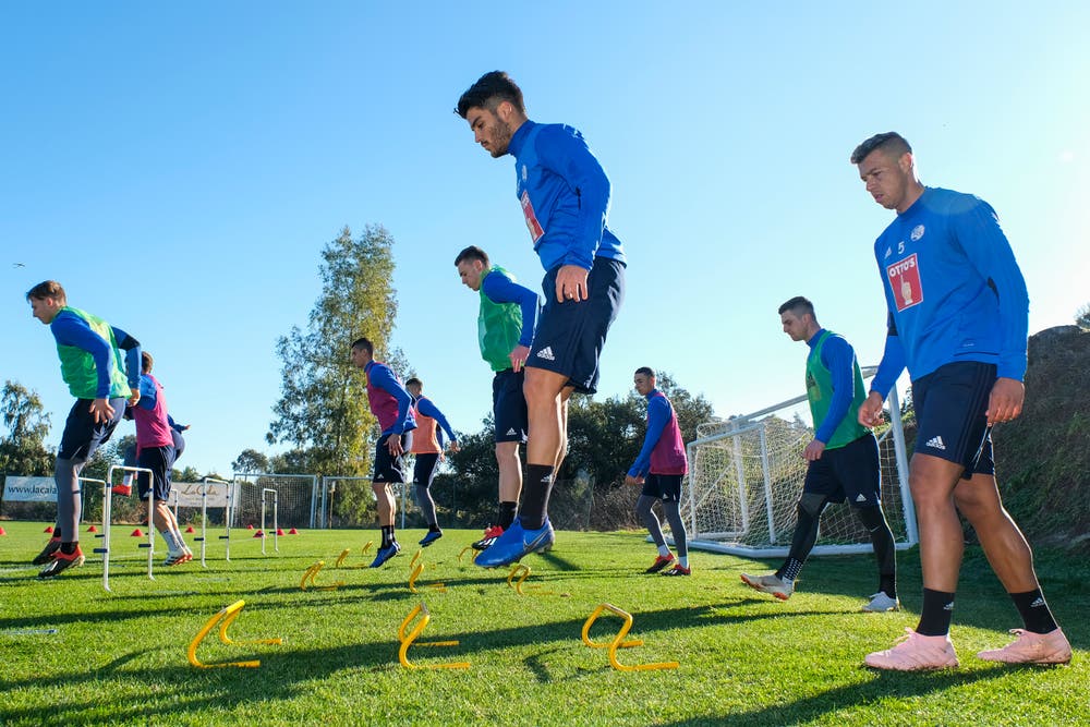 Idriz Voca, Oliver Custodio, Lazar Cirkovic, Christian Schneuwly, Silvan Sidler, Francisco Rodriguez, Ruben Vargas, Tomi Juric und Lucas Alves im Training auf Marbella. (Bild: Martin Meienberger (13. Januar 2019))
