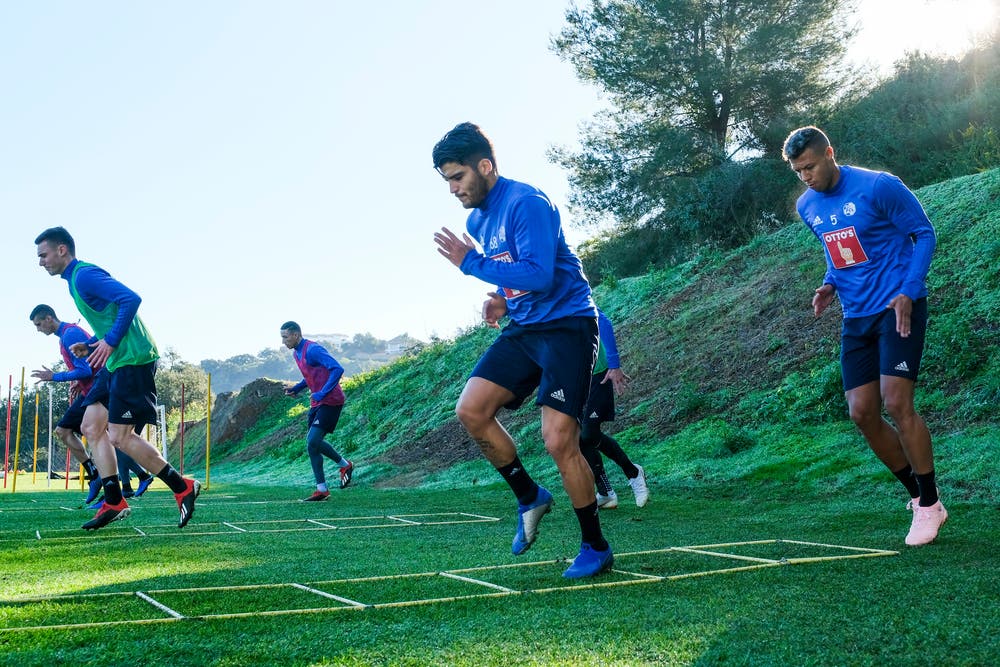 Lazar Cirkovic, Silvan Sidler, Ruben Vargas, Francisco Rodriguez, Tomi Juric (verdeckt) und Lucas Alves. (Bild: Martin Meienberger (13. Januar 2019))