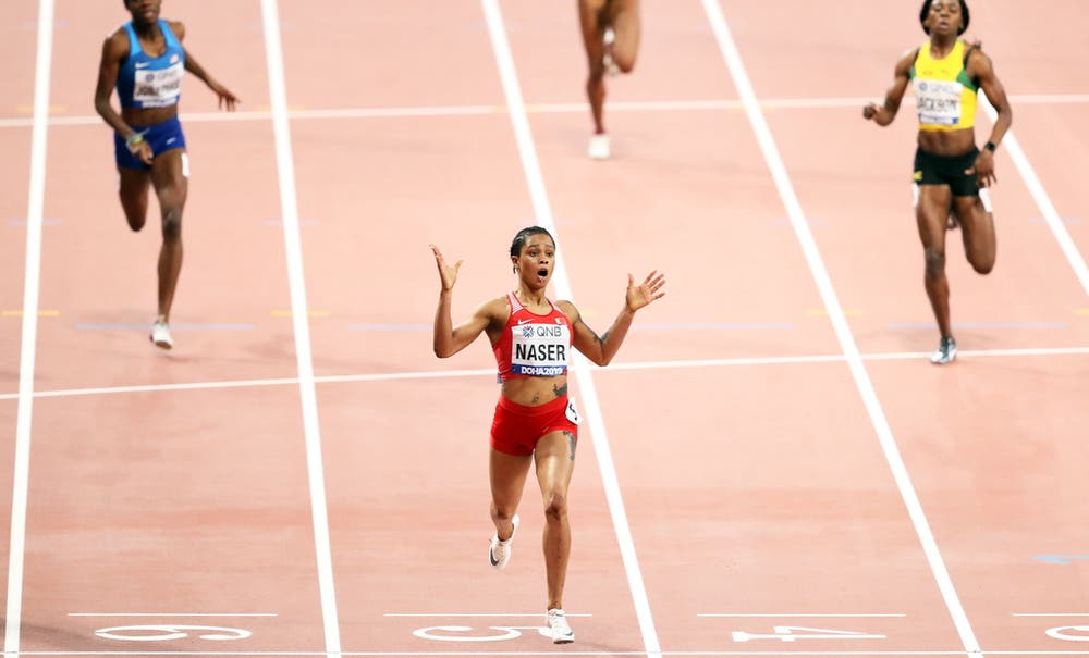 Kann es nicht fassen: Salwa Eid Naser (Bahrain) realisiert in diesem Moment, dass sie Weltmeisterin über 400 Meter ist. (Bild: Keystone)