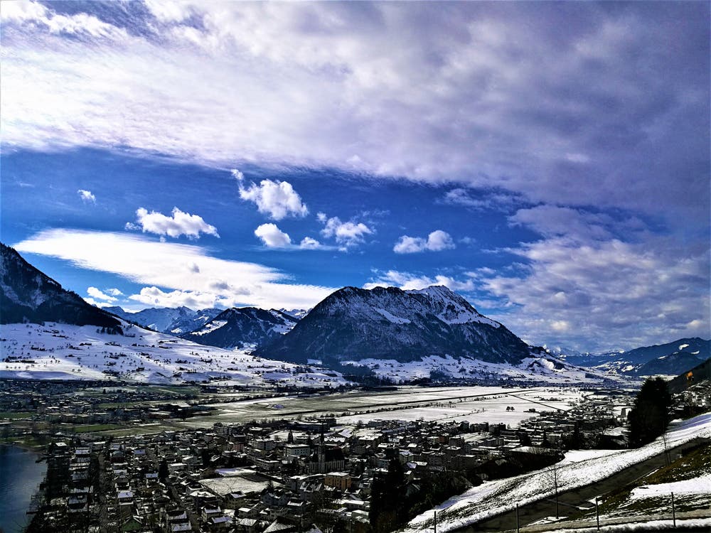 Aussicht auf Ennetbürgen und den Flugplatz Buochs. (Bild: Urs Gutfleisch, Ennetbürgen, 9. Februar 2019)