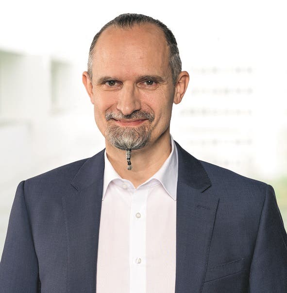 Christian Kravogel, 50, Emmenbrücke.