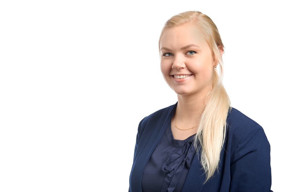 Salomé Walthard, 25.