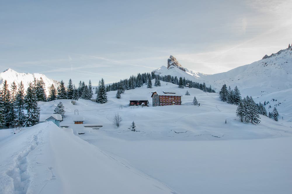 Tiefste Pulverlandschaft auf Bannalp. (Bild: Caroline Pirskanen, 8. Februar 2019)