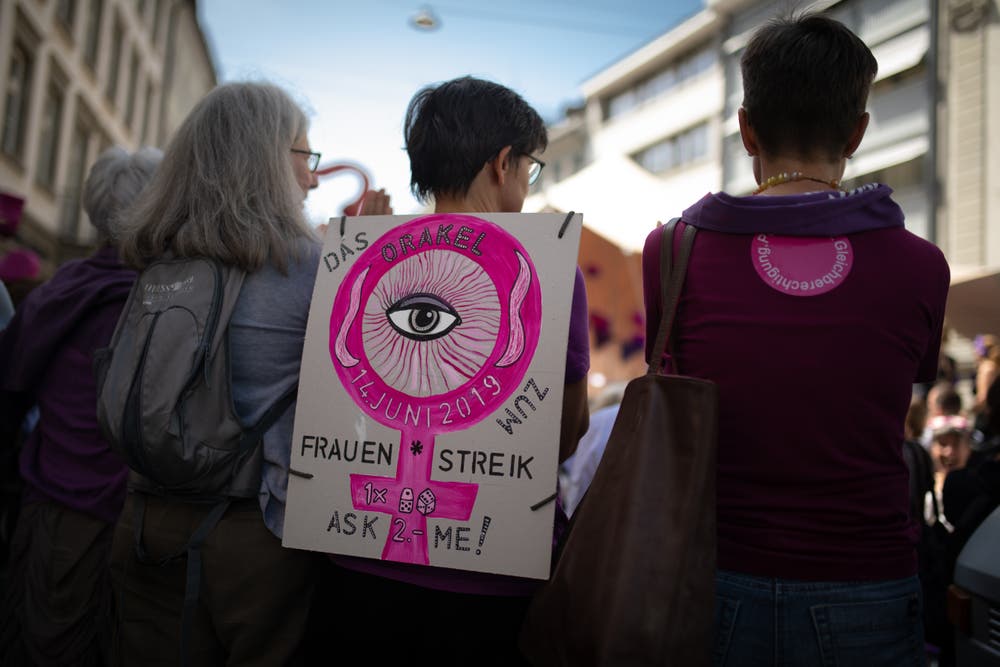 Frauenstreik in St.Gallen. (Bild: Benjamin Manser)