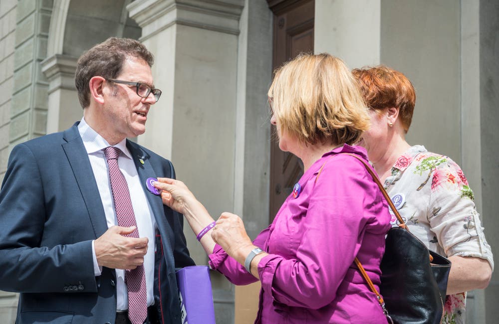 Diskussionen mit Regierungsrat Jakob Stark. (Bild: Andrea Stalder)