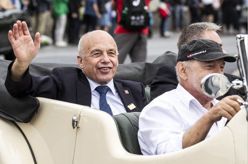 Bundespräsident Ueli Maurer am Festumzug. (Bild: Alexandra Wey/Keystone, 22. Juni 2019)