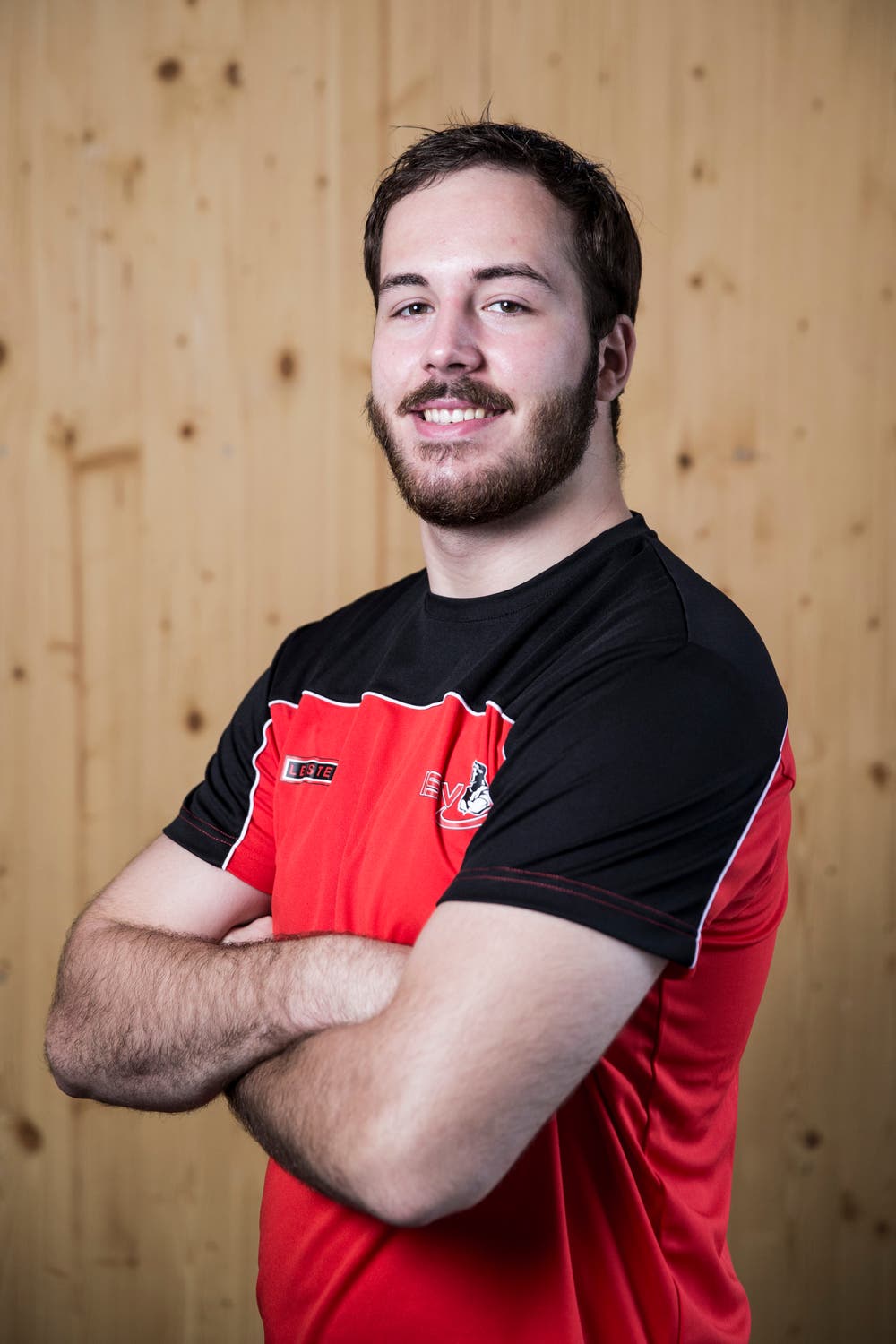 Joel Kessler Geburtsdatum: 30. 5. 1997Wohnort: Siebnen Beruf: Student Grösse/Gewicht: 198 cm/115 kg Anzahl Kränze: 2/1