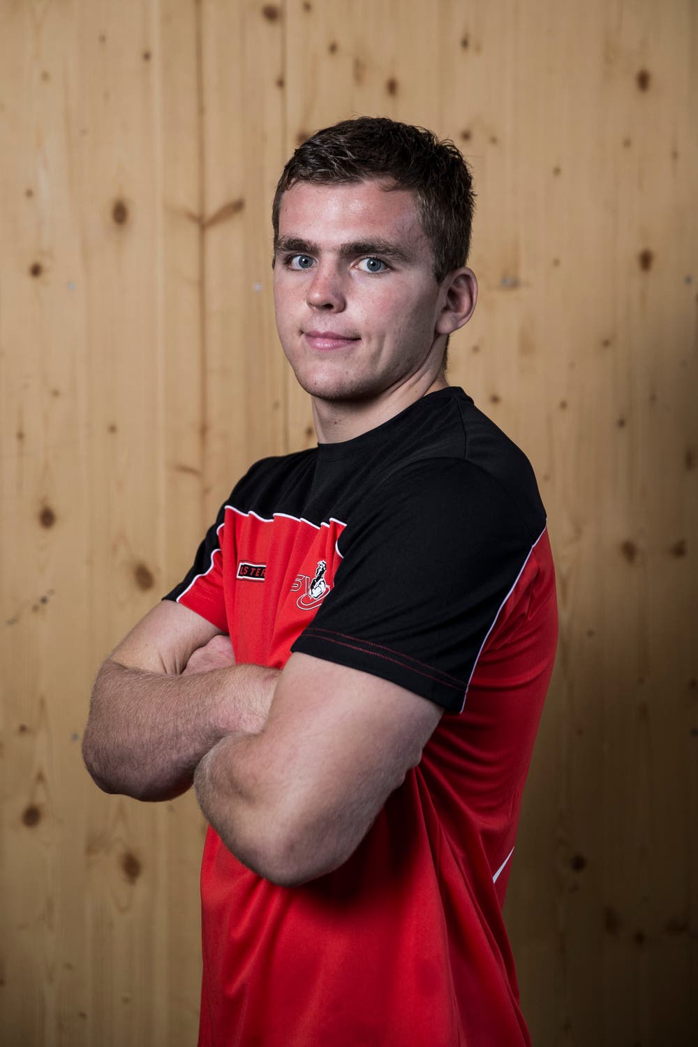 Jonas Troxler Geburtsdatum: 20. 12. 2000Wohnort: Urswil Beruf: Landwirt Grösse/Gewicht: 188 cm/95 kg Anzahl Kränze: 1/1