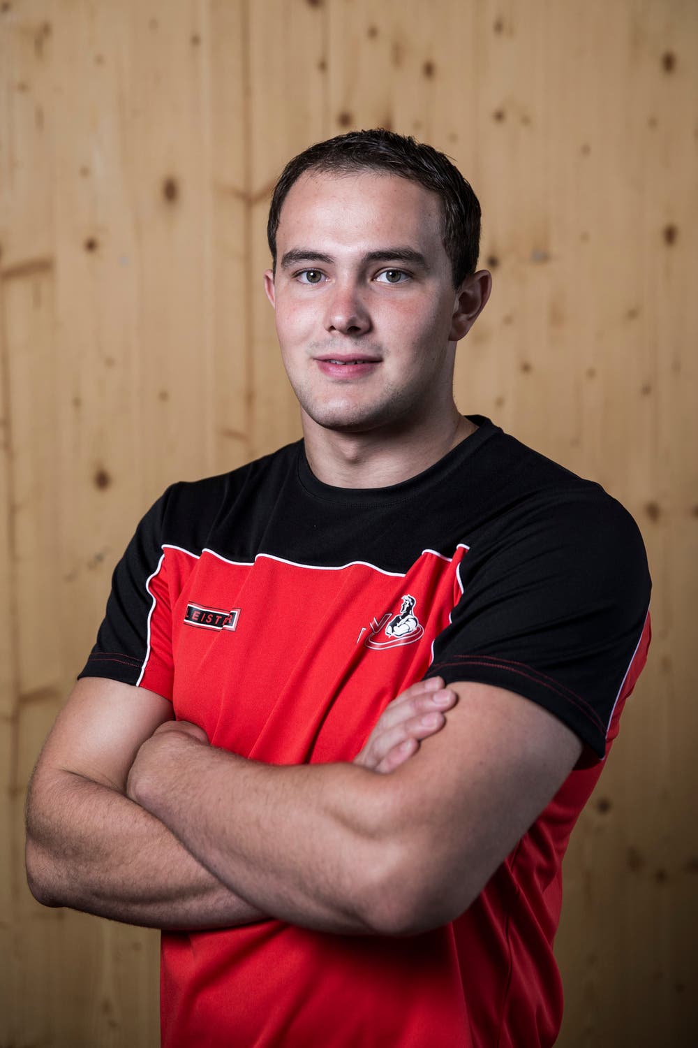 Patrick BetschartGeburtsdatum: 11. 11. 1999Wohnort: ImmenseeBeruf: LandwirtGrösse/Gewicht: 182 cm/100 kgAnzahl Kränze: 3/2