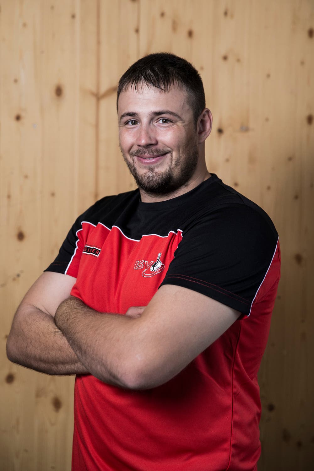 Michael Hess Geburtsdatum: 4. 1. 1992Wohnort: Rothenthurm Beruf: Bauspengler Grösse/Gewicht: 185 cm/96 kg Anzahl Kränze: 3/1