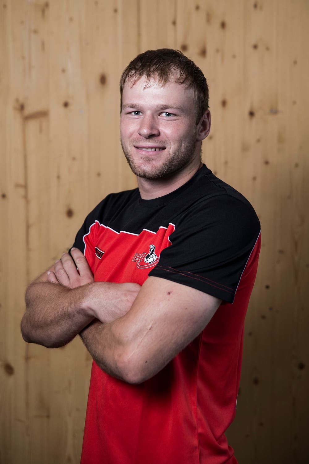 Marco WyrschGeburtsdatum: 22. 2. 1993Wohnort: AttinghausenBeruf: ForstwartGrösse/Gewicht: 180 cm/90 kgAnzahl Kränze: 13/2
