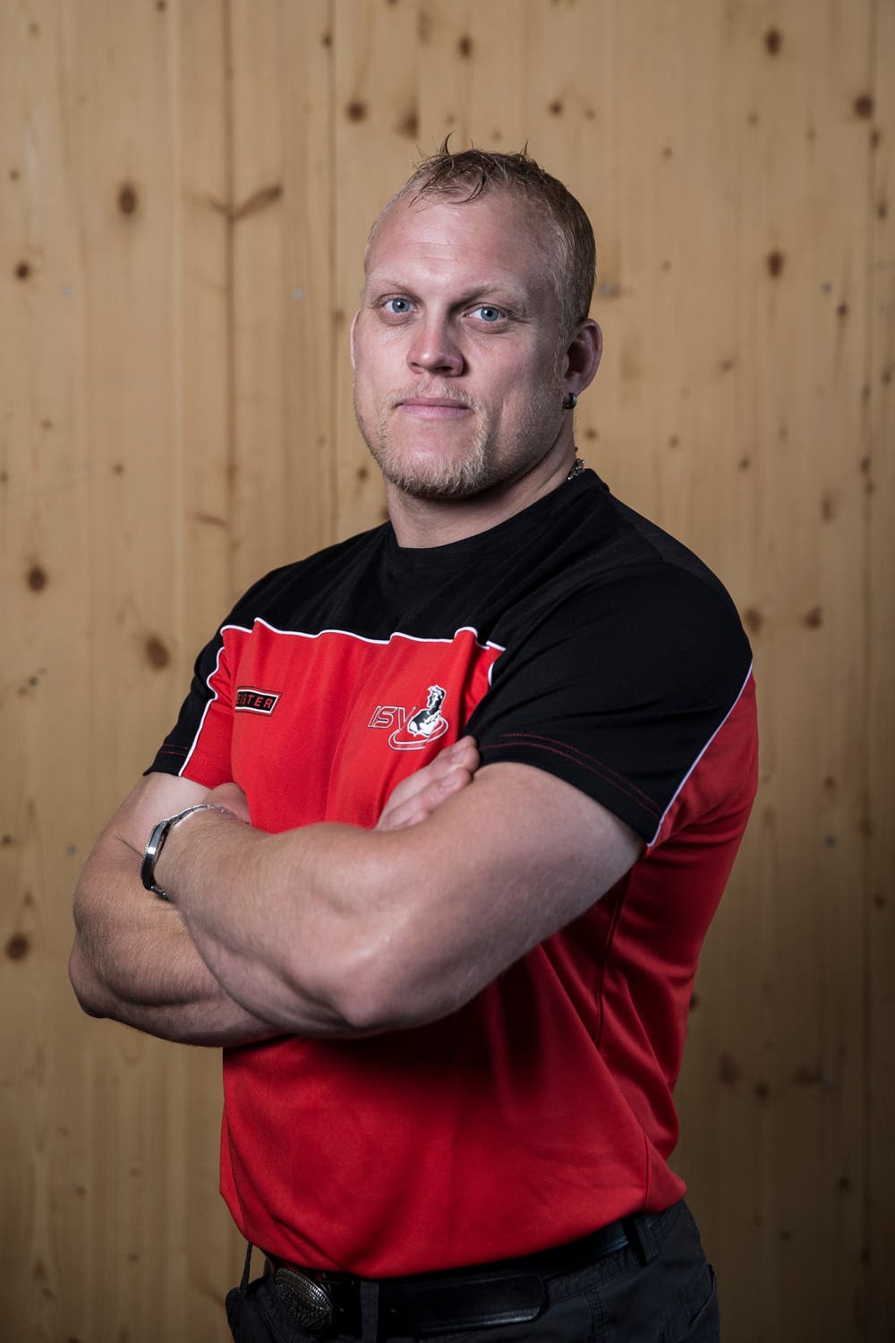 Lutz ScheuberGeburtsdatum: 6. 10. 1998Wohnort: BürenBeruf: Maurer/Baupolier Grösse/Gewicht: 182 cm/105 kg Anzahl Kränze: 34/3