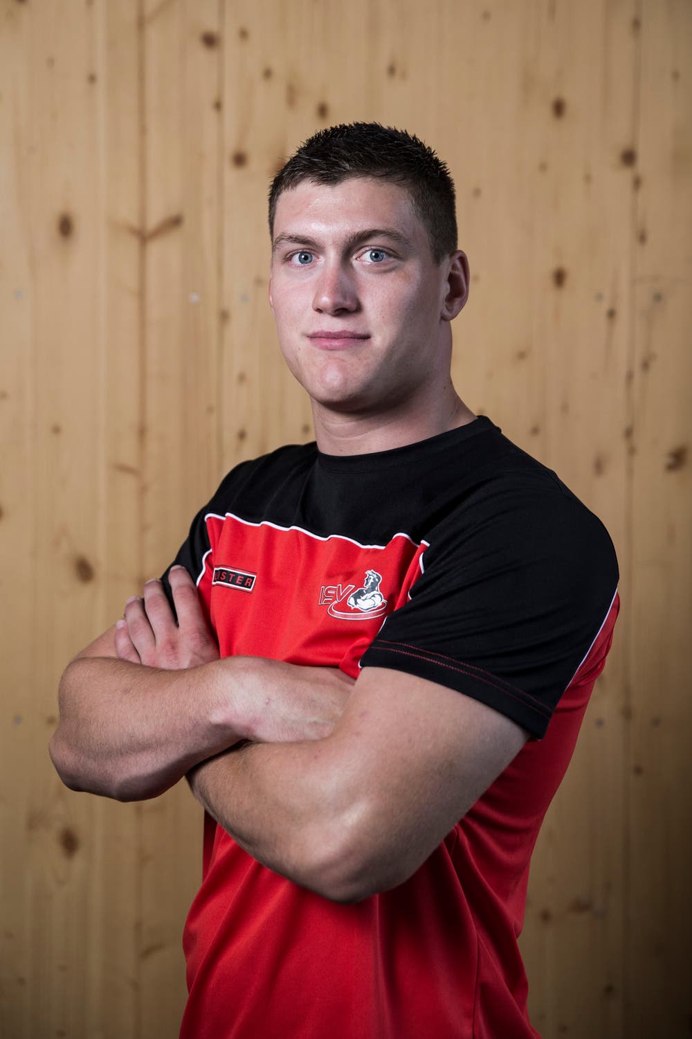 Marco ReichmuthGeburtsdatum: 6. 11. 1997Wohnort: Cham Beruf: Spengler Grösse/Gewicht: 185 cm/100 kg Anzahl Kränze: 14/5
