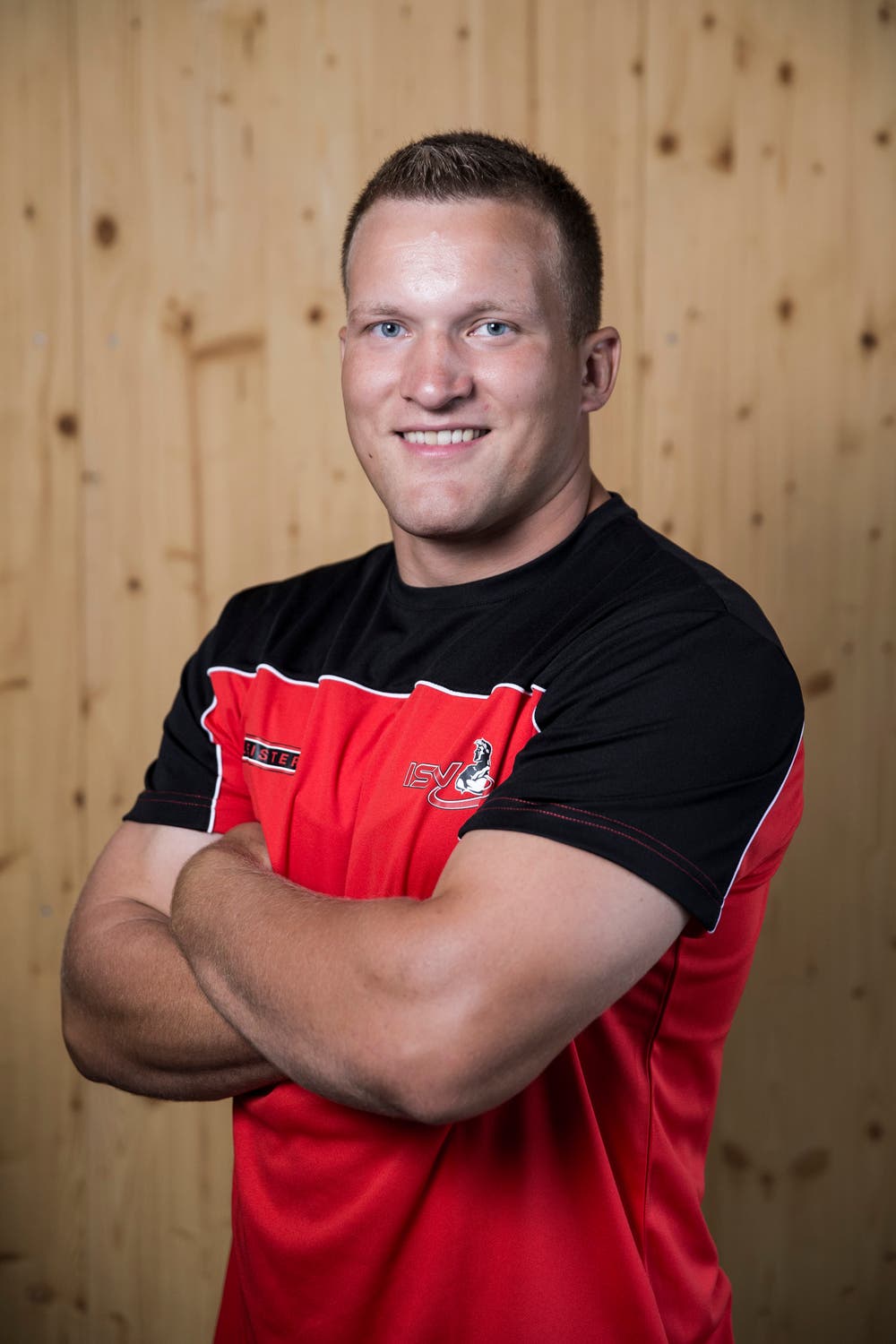 Marco Fankhauser Geburtsdatum: 8. 3. 1996Wohnort: Hasle Beruf: Plattenleger/Maurer in AusbildungGrösse/Gewicht: 183 cm/107 kg Anzahl Kränze: 15/2