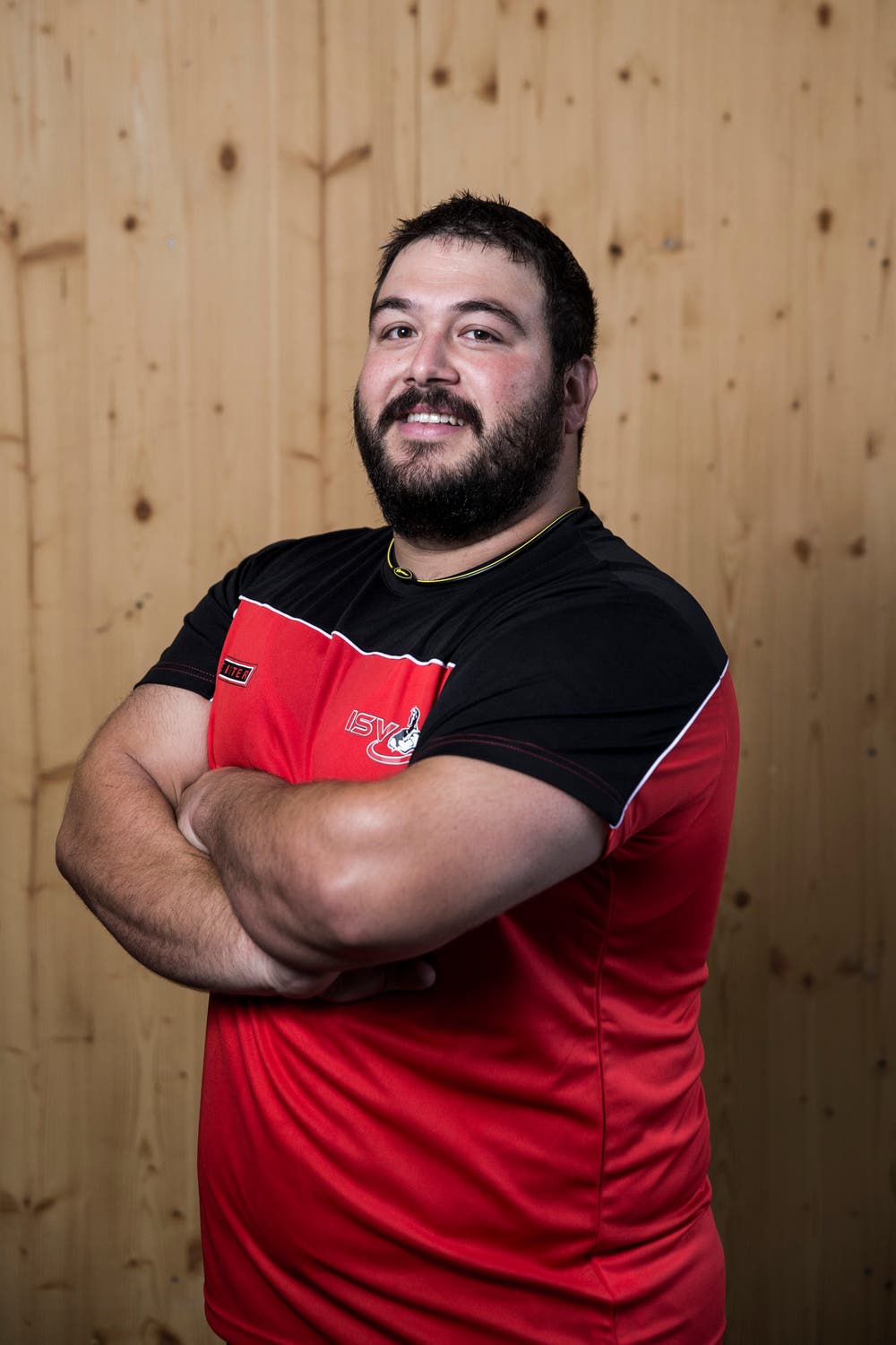 Thomas HurschlerGeburtsdatum: 28. 4. 1988Wohnort: Grafenort Beruf: Betriebspraktiker Grösse/Gewicht: 174 cm/120 kg Anzahl Kränze: 20/3