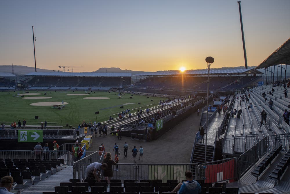 Die Schwingerarena bei Sonnenaufgang (Urs Flüeler, Keystone, Zug, 25. August 2019))