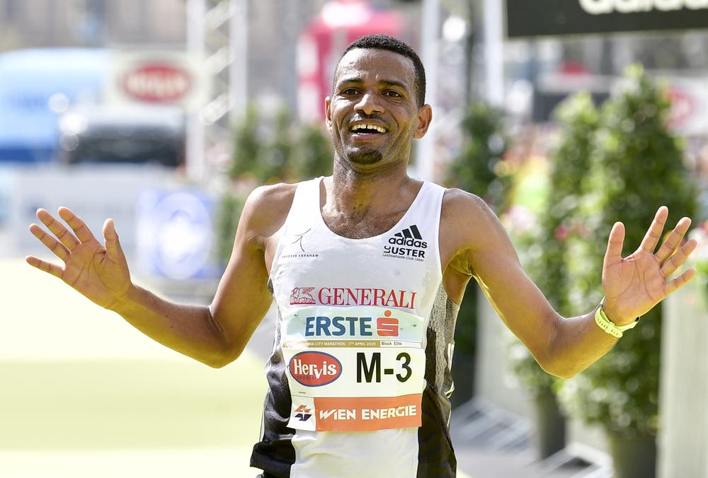 Tadesse Abraham, Alter: 37, Wohnort: Genf; Starts: Marathon Prognose: An der EM 2018 gewann er Silber, bei Olympia in Rio 2016 wurde er Siebter. Doch Abraham wird nicht jünger. Ein Platz in den Top 10 wäre ein Erfolg. Wenn Sie nicht Sportler wären, welchen Beruf würden Sie ausüben? «Am liebsten etwas Handwerkliches – nur ja nicht Gärtner. Ich musste als Junge fast jede freie Minute beim Säen und Ernten helfen. Schreiner käme für mich infrage.» (KEYSTONE/APA/HANS PUNZ)