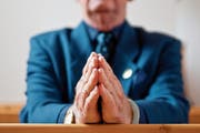 Die Tradition des Gebets vor den Sitzungen wird seit jeher gepflegt. (Bild: Alessandro Della Bella/Keystone)