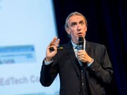 Professor Pierre Vandergheynst: «Um mit den grossen Fortschritten der digitalen Technologie Schritt zu halten, müssen wir sowohl den Lerninhalt als auch die Lernmethode anpassen.» (Bild: Keystone/JEAN-CHRISTOPHE BOTT)
