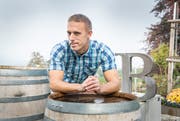 Michael Burkhart, Weinbauer aus Weinfelden, hat eine Schwäche für Autos. (Bilder: Andrea Stalder)