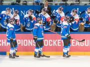 Der EV Zug zieht als zweites Team nach dem SC Bern in die K.o.-Phase der Champions Hockey League ein (Bild: KEYSTONE/URS FLUEELER)