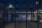 Die meisten Schweizer sitzen in Frankreich ein. (Bild: ky)