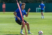 Das Thurgauer Supertalent Julian von Moos, hier im Training mit dem FC Basel, wechselte in diesem Sommer von den Zürcher Grasshoppers ans Rheinknie. (Bild: Georgios Kefalas/KEY, 3. August 2018)