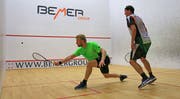Bei seinem Debüt im Grabser Dress überzeugt Joel Makin (links) mit einem 3:0-Sieg über Jens Schoor. (Bild: Robert Kucera)