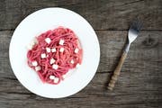 Pink gefärbte Lebensmittel schmecken bis zu zehn Prozent süsser. (Bild: Getty)