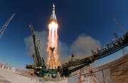 Die Sojus-Rakete hatte am Donnerstag einen Fehlstart. (Bild: AP Photo/Dmitri Lovetsky)