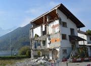Die Haus-Ruine in Stansstad am See ist ein Schandfleck. Die Liegenschaft soll saniert werden. (Bild: Thomas Heer (Stansstad, 10. September 2018))