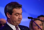 Markus Söder muss mit der CSU herbe Verluste hinnehmen. (Bild: Keystone)