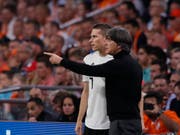 Gewaltig unter Druck: Deutschlands Coach Joachim Löw und Nationalspieler Julian Draxler (Bild: KEYSTONE/AP/PETER DEJONG)