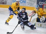 Ambri-Captain Elias Bianchi hat sich erneut am rechten Knöchel verletzt und fällt dieses Mal vier Wochen aus (Bild: KEYSTONE/TI-PRESS/DAVIDE AGOSTA)