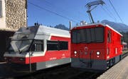 Visualisierung der Lokomotive für die Schneeräumung. Links davon ein alter Stadler-Zug, der momentan im Einsatz steht. (Bild: PD)