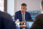 Der Nidwaldner Freisinnige Hans Wicki will vom Ständerat in den Bundesrat wechseln. Der 54-Jährige hat seine Kandidatur anlässlich einer Medienkonferenz am Mittwoch im Rathaus Stans bekannt gegeben. (Bild: Corinne Glanzmann (Stans, 17. Oktober 2018))