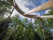 Der erste Baumwipfelpfad der Schweiz im Neckertal im Kanton St. Gallen wurde im Mai eröffnet. (Bild: Hanspeter Schiess, 28. August 2018)